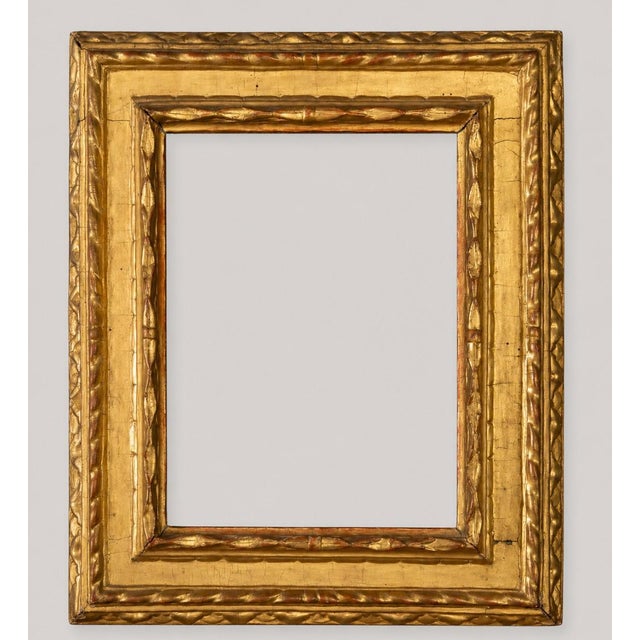 Antique Italian Frame in Carved and Gilded Wood, 1600s For Sale - Image 6 of 6