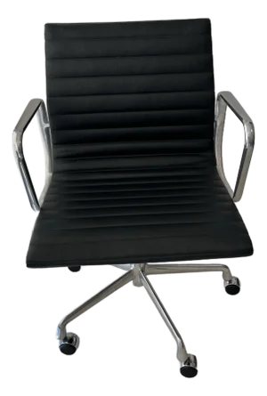 Mid-Century Modern Eames Aluminum Group Management Chair by Herman Miller