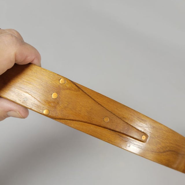 Wood Vintage Shaker Style Cherry & Butternut Oval Serving Trays by Ken Baker, 1997 – Set of 2 For Sale - Image 7 of 9