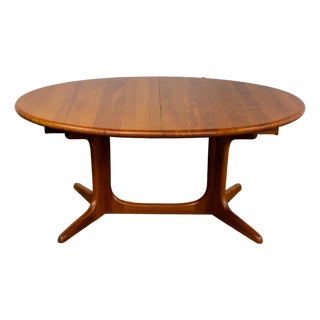 Late 20th Century Scandinavian Modern Teak Dining Table Expanding Oval Attr. To Skovby Furniture For Sale