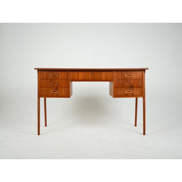Mid-Century Modern Vintage Teak Desk, 1960s For Sale - Image 3 of 11