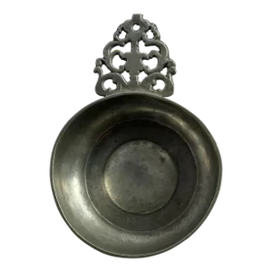 19th Century American New England Pewter Flowered Handle Porringer