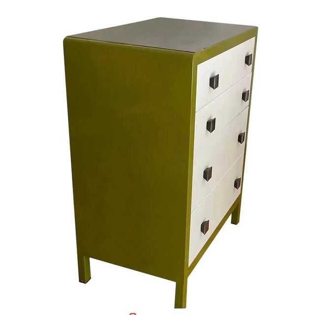 Enameled Metal 4 Drawer Simmons Norman Bel Geddes Chest of Drawers Fully Restored, Circa 1930s-40s For Sale In Greenville, SC - Image 6 of 12