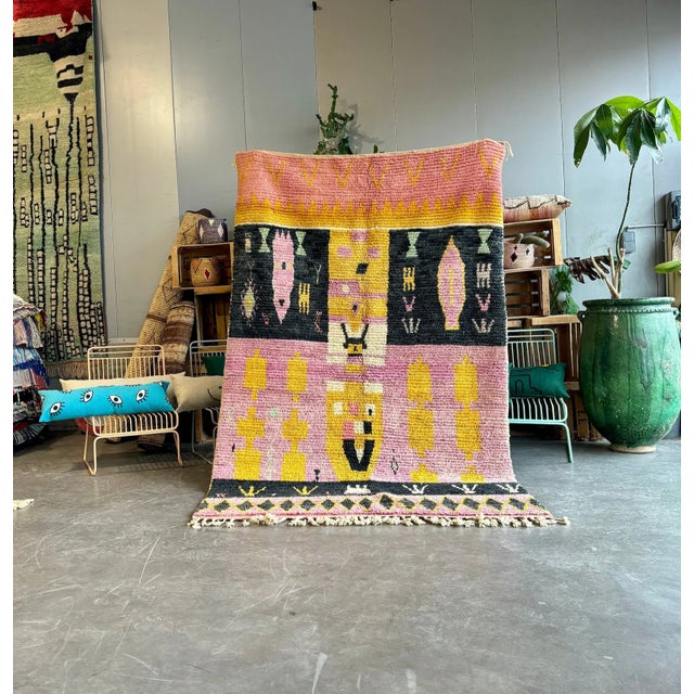 Description This new Moroccan Boujad rug is a vibrant, handcrafted piece woven in the Atlas Mountains using traditional...