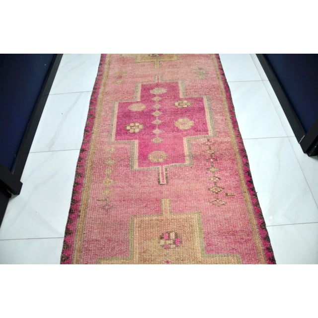 Vintage Pink Turkish Corridor Handmade Runner For Sale - Image 4 of 11