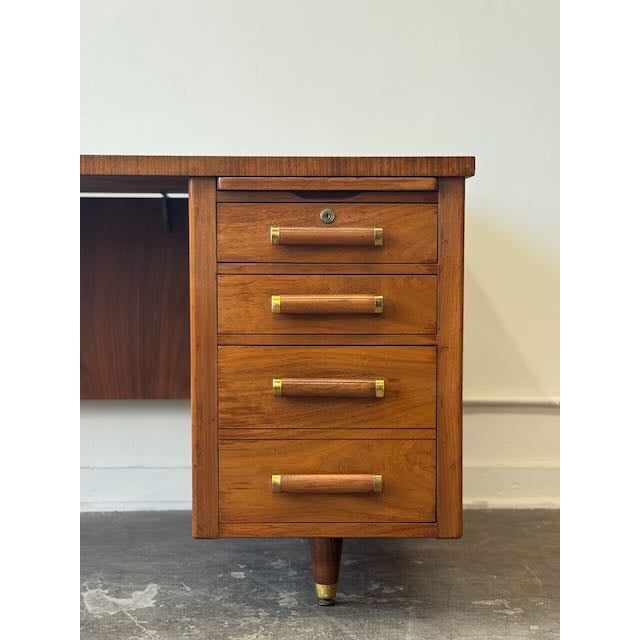 Wood 1960's Executive Desk by Founder's Furniture For Sale - Image 7 of 18