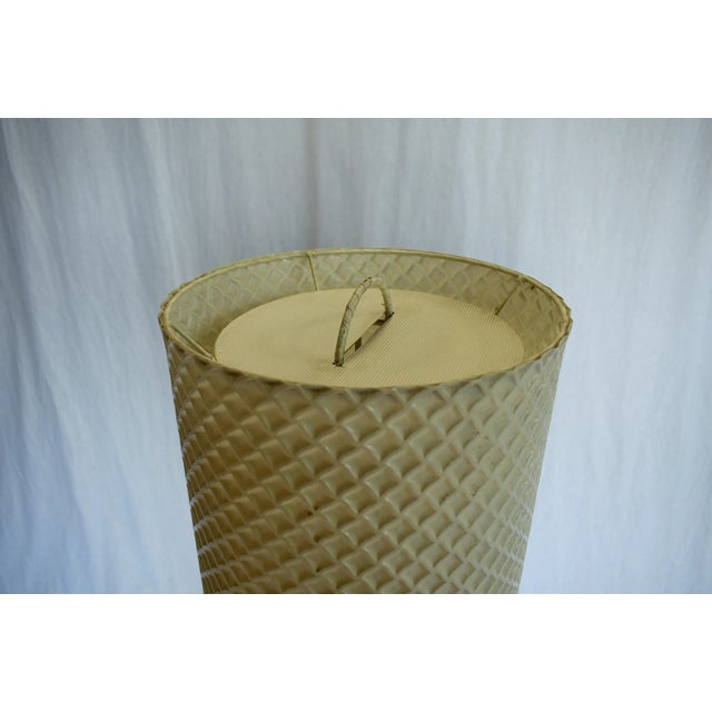 1960s Mid-Century Modern Italian Floor Lamp in Plastic, 1960s For Sale - Image 5 of 11