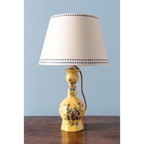 Moustiers Faience Garlic Neck Table Lamps, 1800s, Set of 2 For Sale - Image 4 of 13