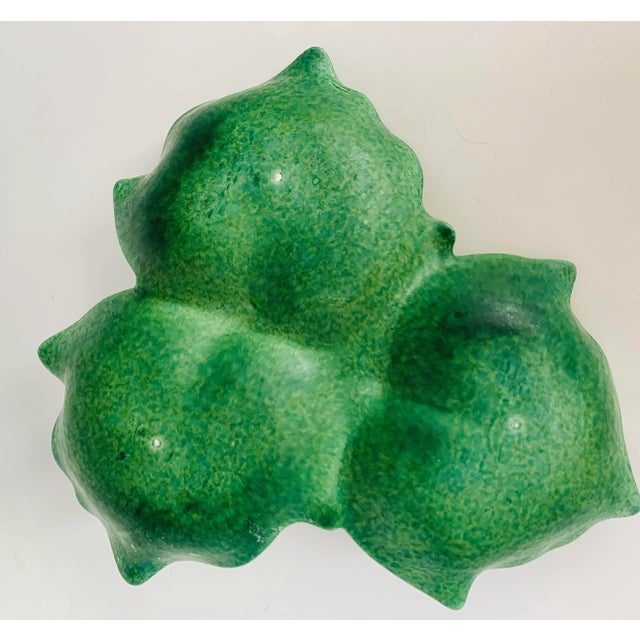 Vintage Majolica Ceramic Ivy Leaf Serving Dish in the Style of Portuguese 'Bordallo Pinheiro' For Sale In San Antonio - Image 6 of 10