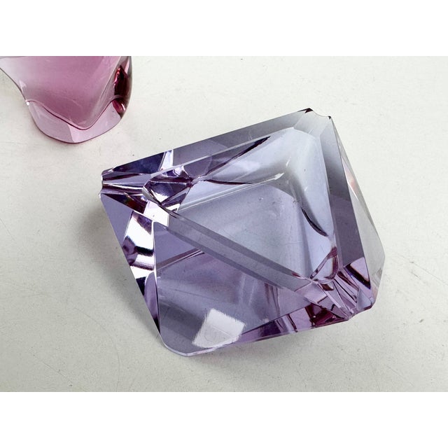 Bohemian Alexandrite Crystal Glass Ashtray attributed to Václav Hanus, Czech Republic, 1960s For Sale - Image 15 of 16