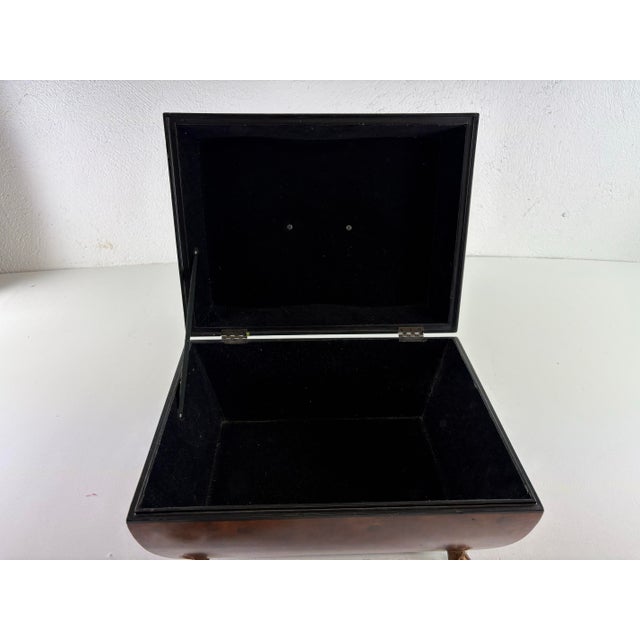 Brown Handsome John Richards, Burled Walnut Dresser Box For Sale - Image 8 of 9