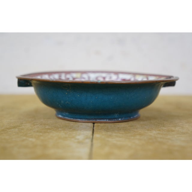 Mid 20th Century Chinese Cloisonne Red & White Crysthanamum Cigarette Cigar Ashtray Dish 5" For Sale - Image 4 of 14