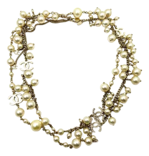Chanel Gold Scratchy CC Dangling Faux Pearl Pearl Necklace