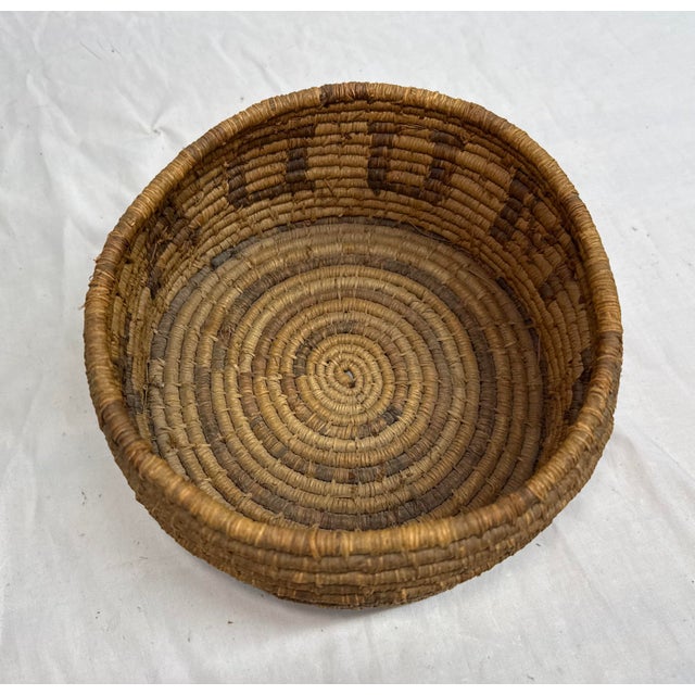 Antique 1800's Native American Comanche Eka Muda Hand Woven Wicker Basket Indian For Sale - Image 10 of 12