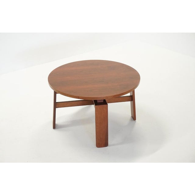 Vintage Italian Round Dining Table by Silvio Coppola for Bernini, 1970s, in Very Good conditions. Designed 1970 to 1979...