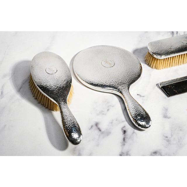 Art Deco Stunning Antique Japanese Sterling Silver Vanity Set Okubo Hand Hammered Dressing Table Set Brush Comb Mirror Luxury Home Decor For Sale - Image 3 of 18