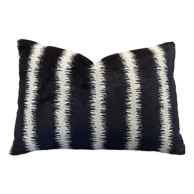 Handcrafted Decorative Pillow Case For Sale