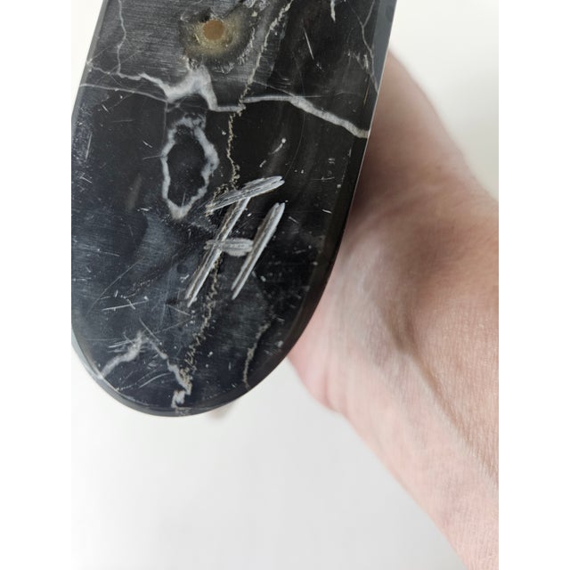 American Zuni Picasso Marble Large Bear Sculpture by Tom Hayes For Sale In Miami - Image 6 of 10