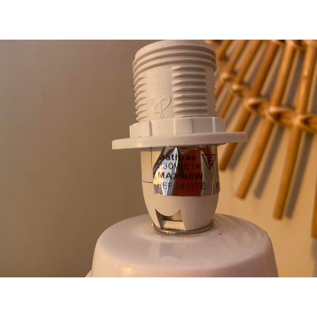1980s Vintage Postmodern White Sculptural Spiral Table Lamps With Frosted Glass Shades – Pair For Sale - Image 5 of 8