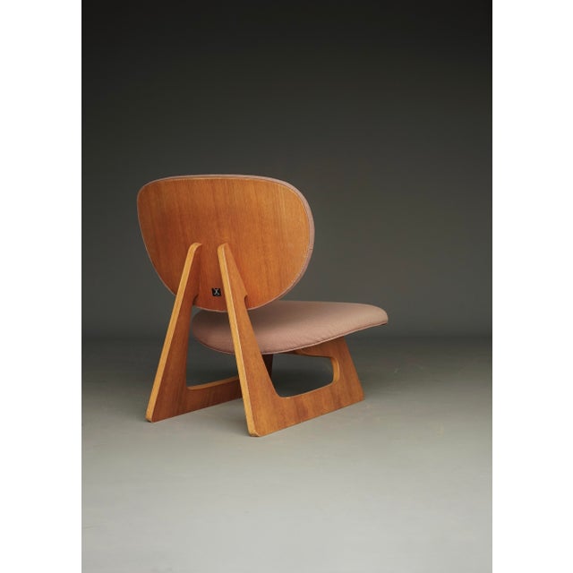 1970s Model 5016 Low Chair by Junzo Sakakura and Daisaku Cho, 1970s For Sale - Image 5 of 18