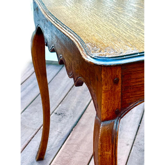 Antique Tiger Oak Table With Scalloped Apron For Sale In New York - Image 6 of 11