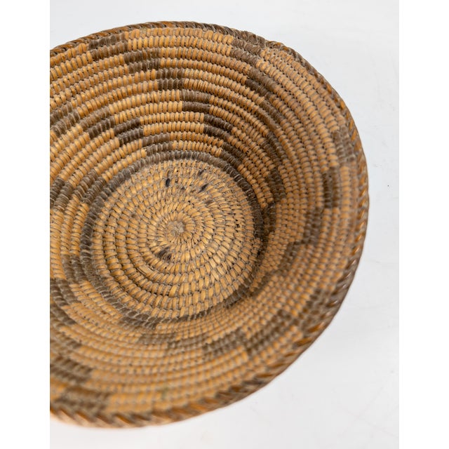 Tan Early 20th Century Southwest Native American Indian Basket, Pima or Papago Tribe For Sale - Image 8 of 11