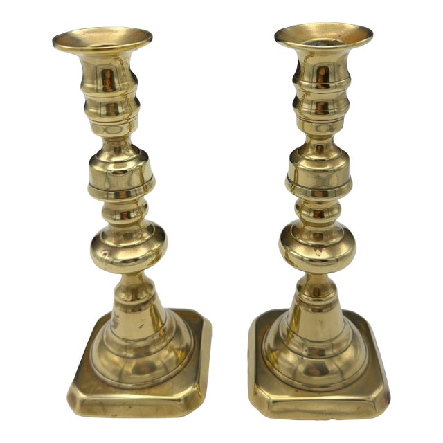 Pair of Vintage English Brass Candlesticks For Sale