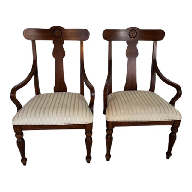 Ethan Allen British Classics Style Dining Room Arm Chairs - Set of 2 For Sale
