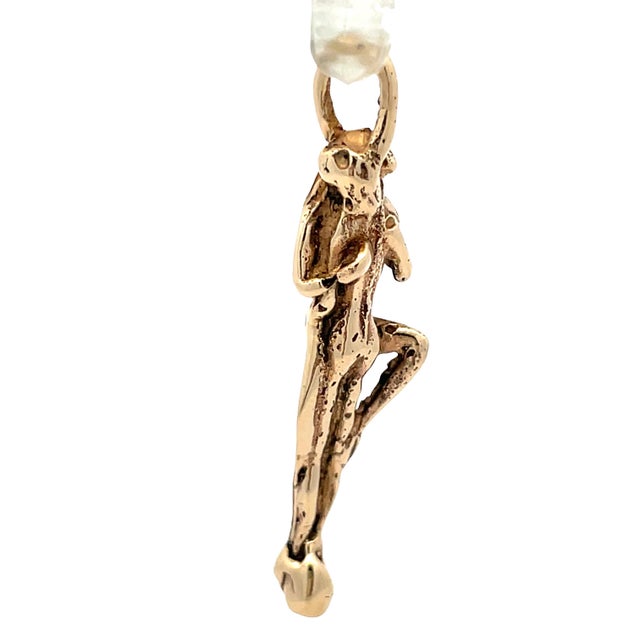 14k Yellow Gold Bold Figural Vintage Pendant For Sale - Image 4 of 5