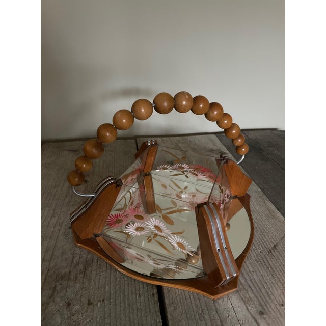 Art Deco Biscuit Box, 1940s, in Very Good conditions. Designed 1920 to 1949