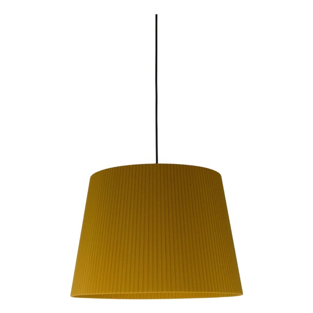 Mustard Sísísí Cónicas GT1 Pendant Lamp by Santa & Cole For Sale