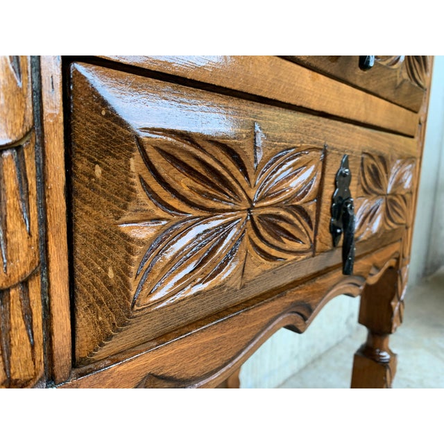 19th Century Catalan Spanish Carved Walnut Console Sofa Table, Four Drawers For Sale - Image 12 of 18