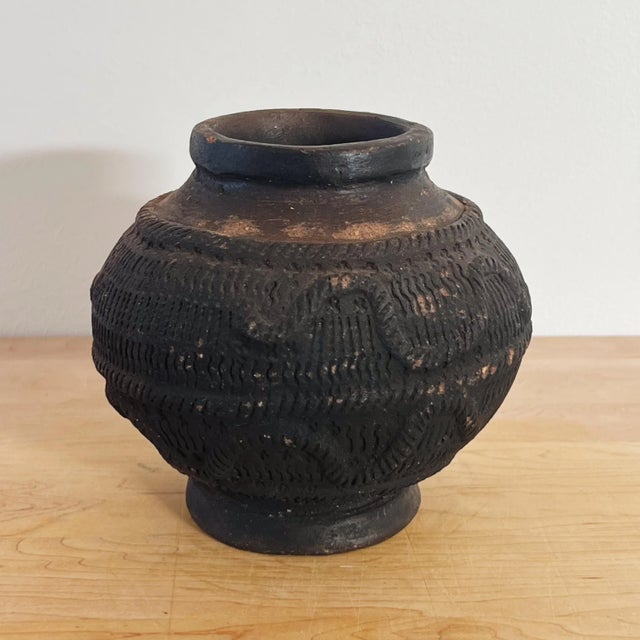 Brown Late 19th Century Hand Thrown Kalinga Pottery Ceremonial Jars and Vessel, a Set of Three For Sale - Image 8 of 13