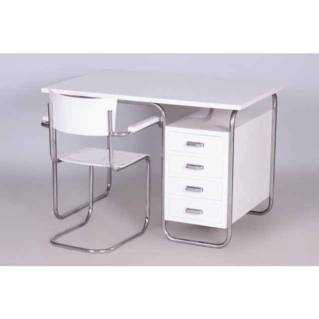 1930s Czech Bauhaus Writing Desk with Chair in Chrome and Lacquered Wood, 1930s, Set of 2 For Sale - Image 5 of 8