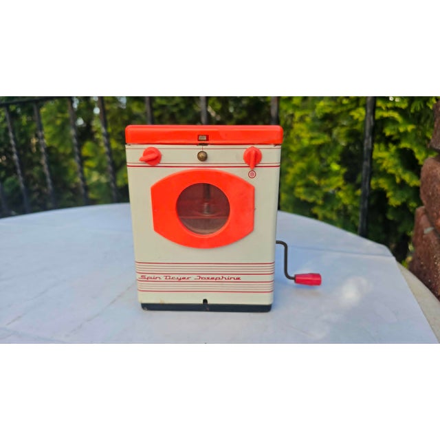 Josephine Spin Dryer Toy Washing Machine, 1950s-1960s For Sale - Image 9 of 9