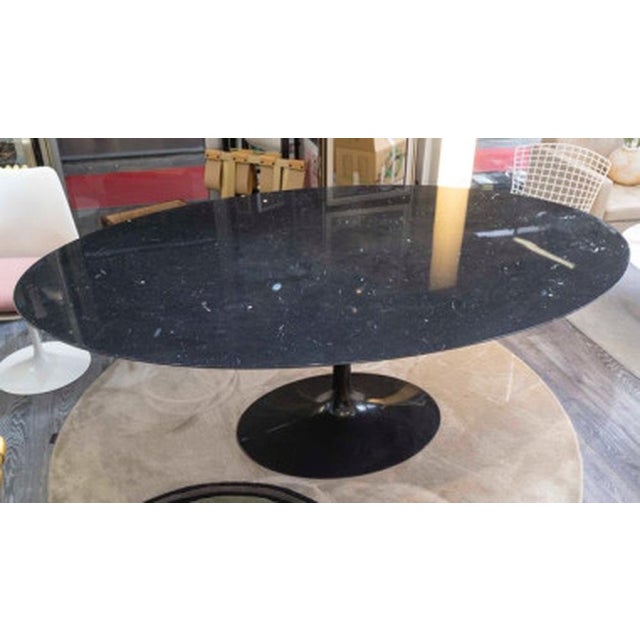 Tulip Table in Marquina Marble by Eero Saarinen for Knoll International, 1950s For Sale - Image 3 of 9