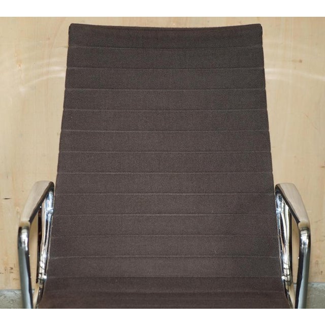 1980s Brown EA 108 Swivel Desk Chair by Charles and Ray Eames For Sale - Image 5 of 17