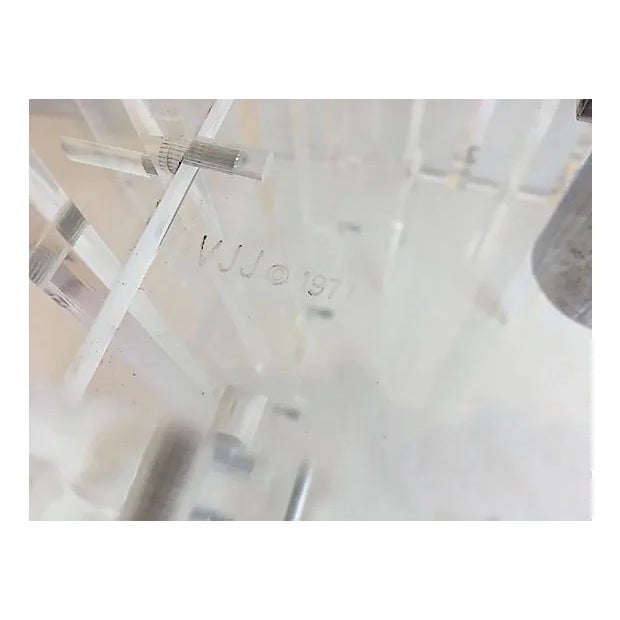 1970s Monumental 1970s Lucite Skyscraper Chandelier For Sale - Image 5 of 8