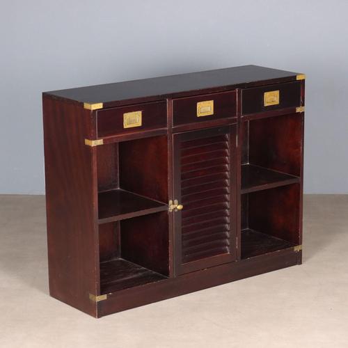 Italian Sideboard in Mahogany Veneer For Sale - Image 10 of 10