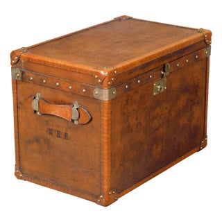 English Turn of the Century Leather Trunk with Brass Accents and Monogram, 1900s For Sale