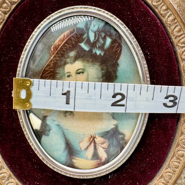 Gold Vintage Cameo Creation Victorian Velvet Framed Lady Portraits - Set of 4 For Sale - Image 8 of 18