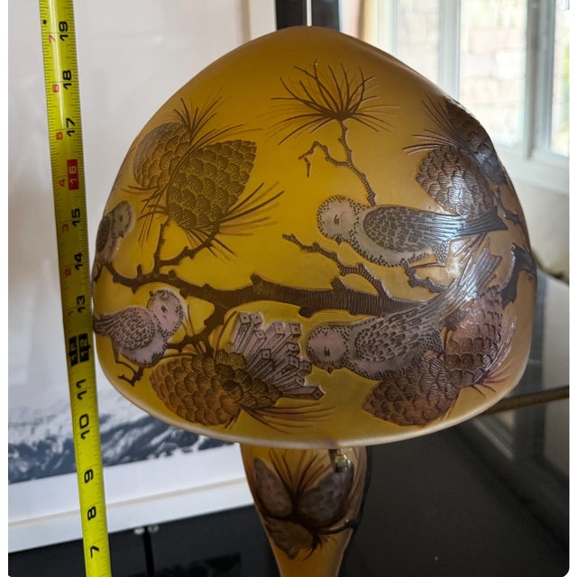 Late 20th Century Daum Nancy Embossed Golden Brown Art Glass Table Lamp Acorn & Bird Design 19x10” For Sale - Image 10 of 11