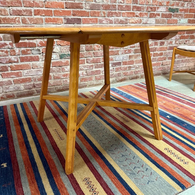 Tan Ercol Drop Leaf Dinette Set, Elm, England, 1960s For Sale - Image 8 of 12