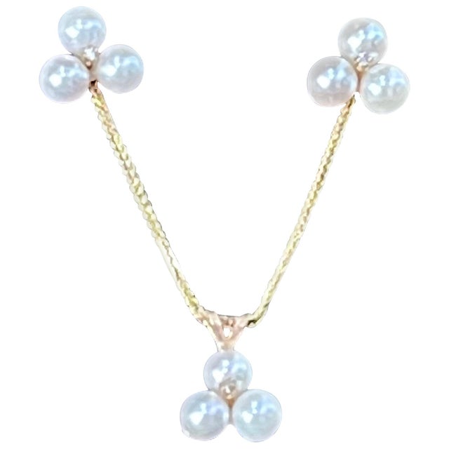Tripod Pearl Earring with Matching Pendant & 14 Karat Yellow Gold Chain Set This spectacular Pendant Necklace and earring...