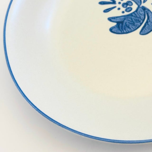 Late 20th Century Pfaltzgraff Yorktowne Stoneware Large Oval Serving Platter For Sale - Image 5 of 8