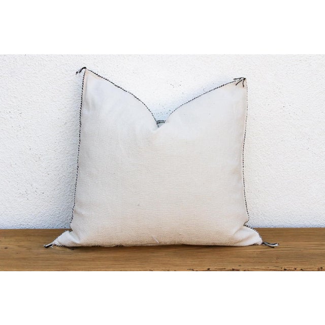 24" Nomad Diamond Moroccan Silk Pillow For Sale In Los Angeles - Image 6 of 7