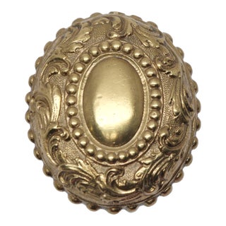 Polished Brass Louis XVI Yale & Towne Dubarry Interior Door Knob For Sale