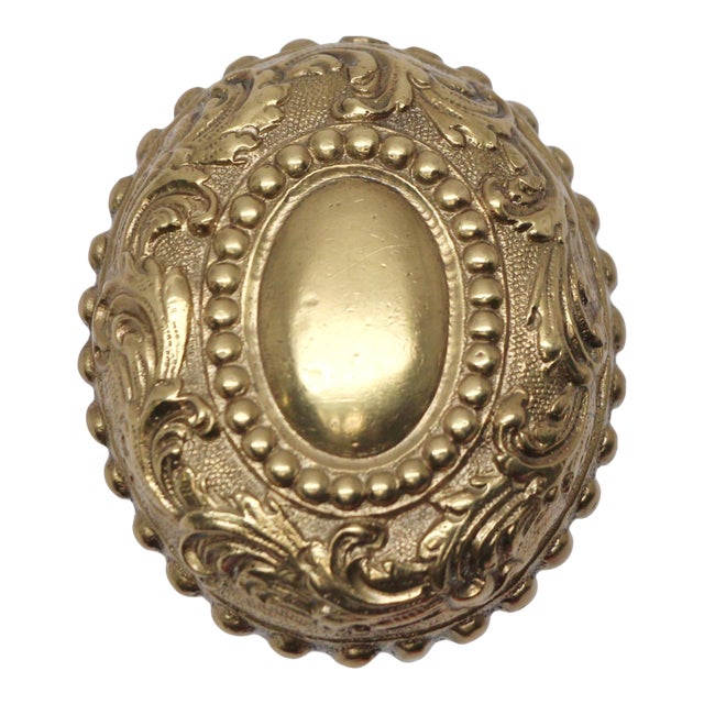 Polished Brass Louis XVI Yale & Towne Dubarry Interior Door Knob For Sale