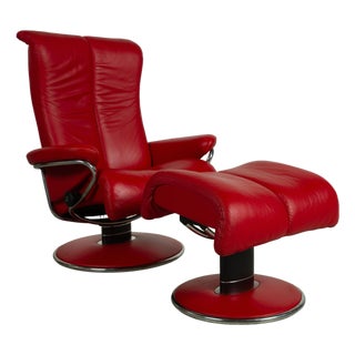 Set of Lounge Chair and Ottoman in Red Leather from Stressless For Sale