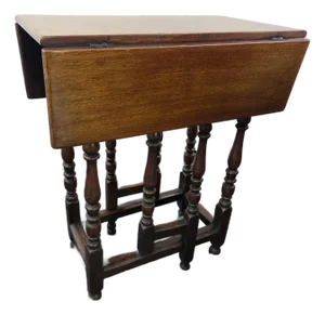 18th Century Drop Leaf Gate Leg Brown Mahogany Small Table William & Mary